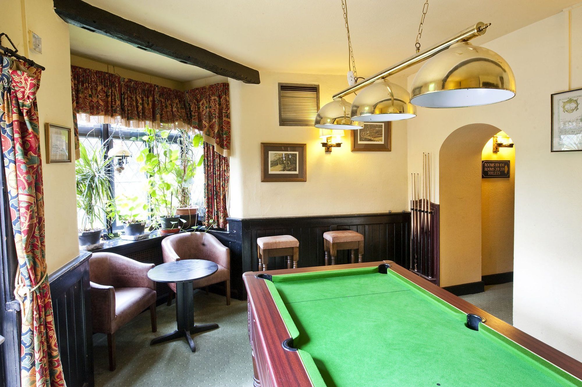 Roebuck By Greene King Inns Forest Row Facilidades foto